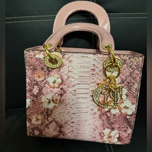 Elegant Pink Floral Handbag